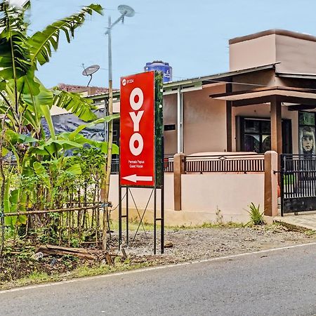 Oyo 91334 Permata Papua Guest House Pameungpeuk  Exteriér fotografie
